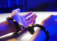 Bătaie în toiul nopții, pe o stradă din Dej! Opt persoane, inclusiv tineri de 16 ani, reținute după un scandal violent